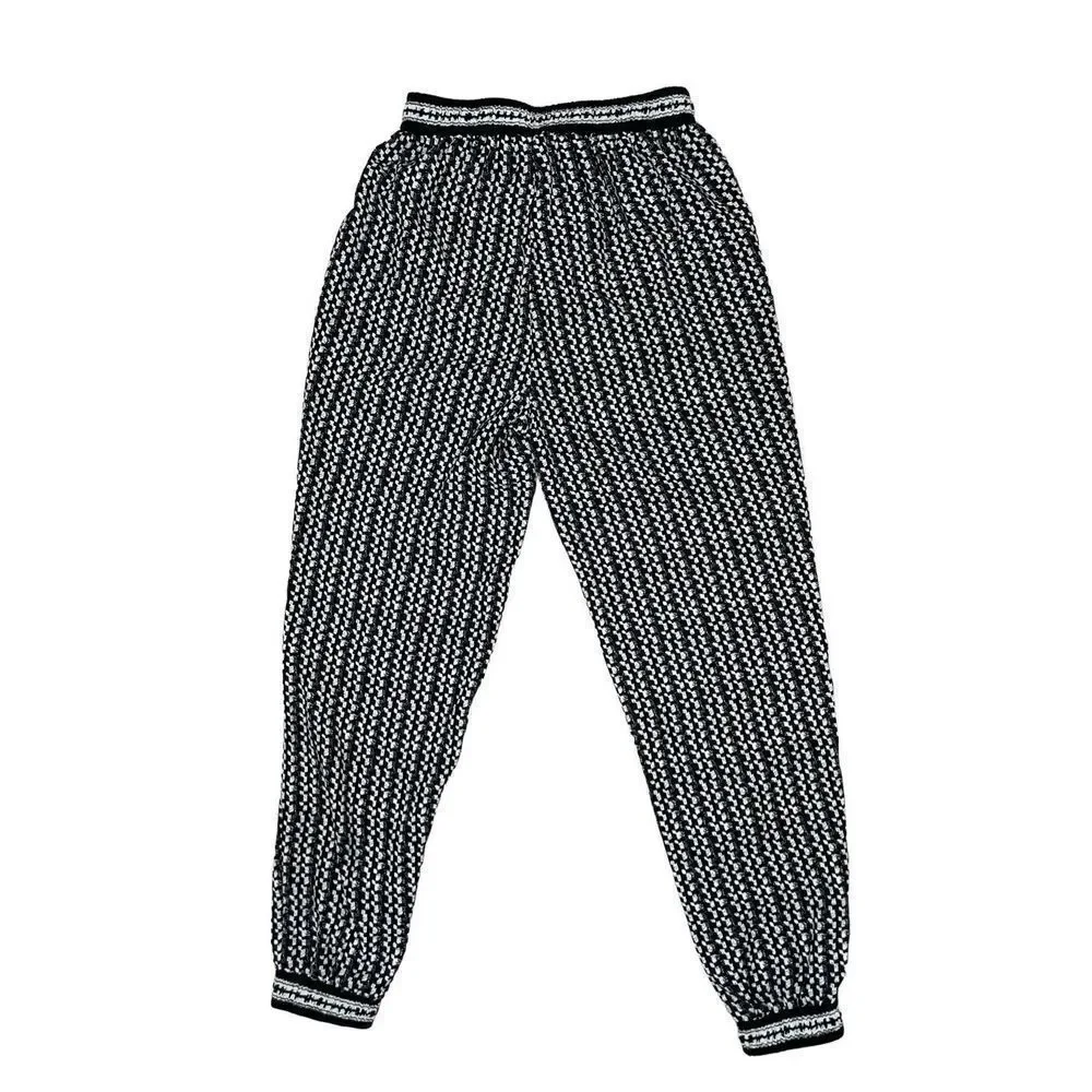 NWT Max Studio Elastic Geometric Black and White Pull‎ On Pants